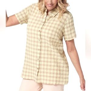 NWT Joan Rivers Short Sleeve Crinkle Texture Buffalo Check, Yellow/Khaki, Size M